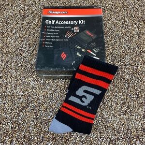 Snap-On Golf Accessory Kit & Bold Striped Men's Socks - NWT